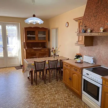 Le Des Marronniers - Location 3* Avec Piscine Holiday home